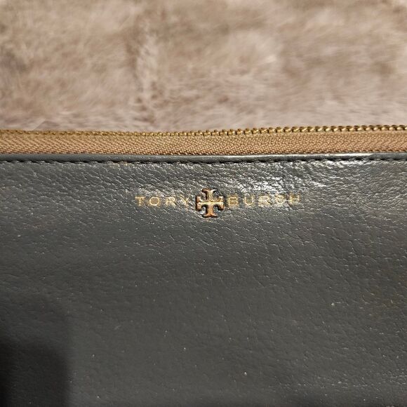 Tory Burch long zip wallet - Picture 2 of 16